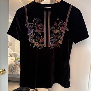 Velvet embroidered tshirt 💖